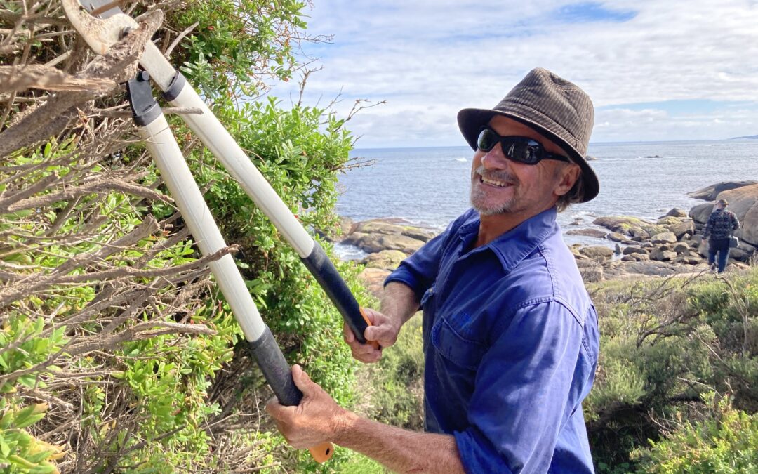Calling community to restore Redgate